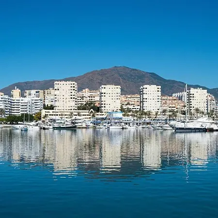 Luxury Seafront Penthouse With Parking Apartment